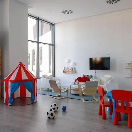 Urban Sky Serviced By P&o 26h Apartment