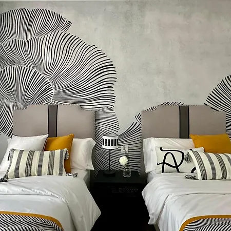 Apartment Urban Sky Serviced By P&o 26h *